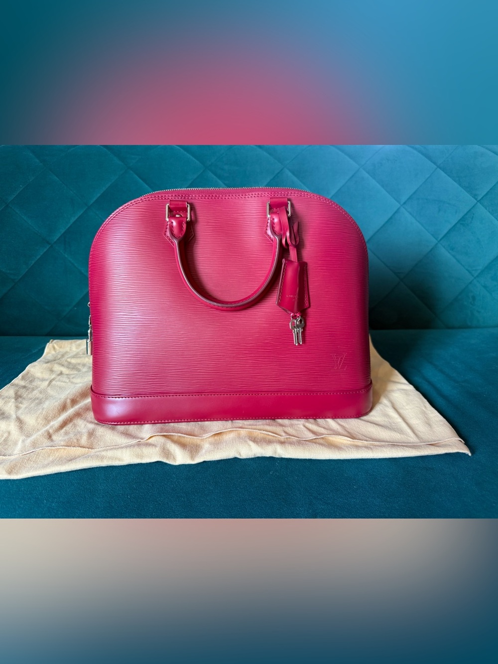 Louis Vuitton Fuchsia Alma Epi Leather Satchel